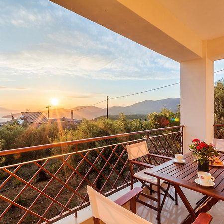 Villa Armonia, Sunset View And Relaxing Beach Vibe Proástion Buitenkant foto