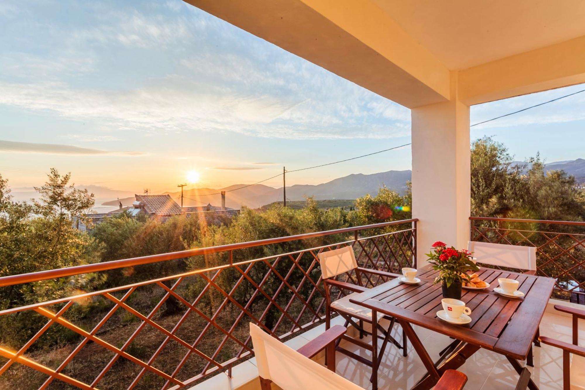 Villa Armonia, Sunset View And Relaxing Beach Vibe Proástion Buitenkant foto